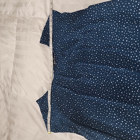 Ambriz Pleat Front Detail Blouse - Picture 6 of 10